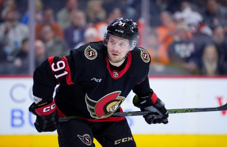 Ottawa Senators obnovili roční smlouvu s útočníkem Matthewem Highmorem