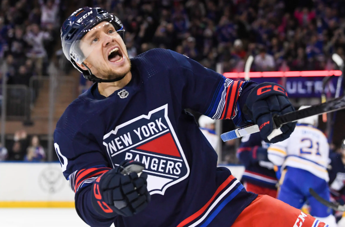 New York Rangers Artemi Panarin se zotavuje: očekává se, že bude hrát v úvodní části sezóny